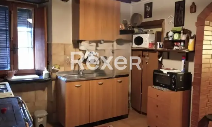 Rexer-Villa-Basilica-Terratetto-con-giardino-bosco-orto-in-vendita-VILLA-BASILICA-LU-Altro