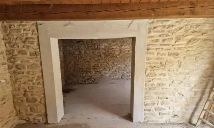 Rexer-Sarsina-Casalecascina-in-vendita-in-strada-provinciale-SantAgata-Feltria-Garage