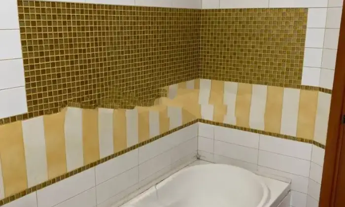 Rexer-Sarno-Appartamento-in-Via-Beveraturo-Sarno-Bagno