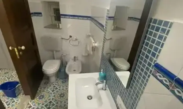 Rexer-Raffadali-Appartamento-a-e-Piano-appena-ristrutturatoRAFFADALI-Bagno