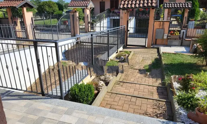 Rexer-Buttigliera-dAsti-Villa-bifamiliare-via-Maddalena-Morano-Buttigliera-dAsti-Giardino