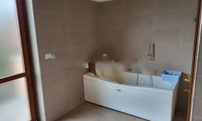 Rexer-Buttigliera-dAsti-Villa-bifamiliare-via-Maddalena-Morano-Buttigliera-dAsti-Bagno