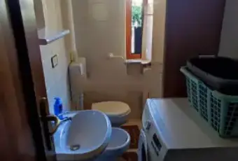 Rexer-Massa-Trilocale-in-vendita-in-viale-Roma-Bagno