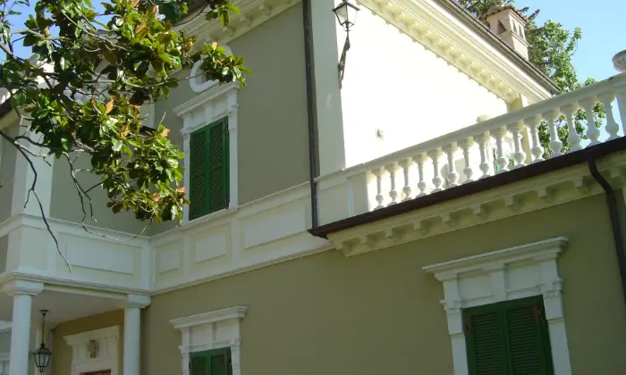 Rexer-Introdacqua-CasaleVilla-stile-liberty-in-Sulmona-Altro