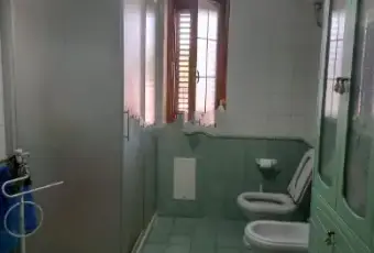 Rexer-Castelcivita-Appartamento-garagesottotetto-in-vendita-a-Castelcivita-SA-Bagno