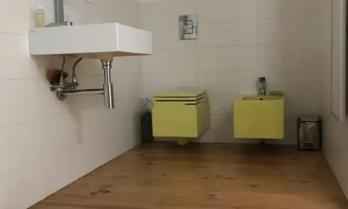 Rexer-Guglionesi-Appartamento-su-due-piani-in-vendita-in-viale-Margherita-BAGNO