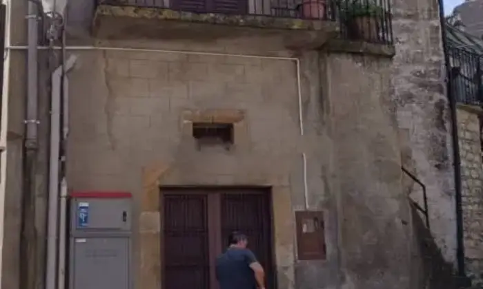 Rexer-Mistretta-Trilocale-via-Santissimo-Rosario-Mistretta-Terrazzo