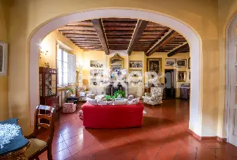 Rexer-Castelfranco-di-sotto-Splendida-villa-dal-fascino-storico-e-comfort-moderno-SALONE