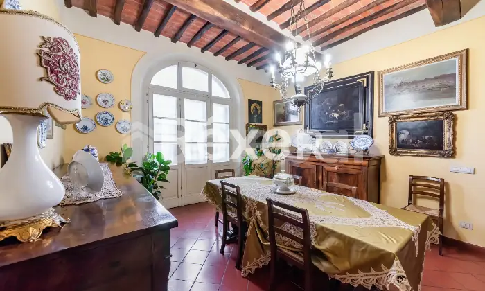 Rexer-Castelfranco-di-sotto-Splendida-villa-dal-fascino-storico-e-comfort-moderno-SALONE