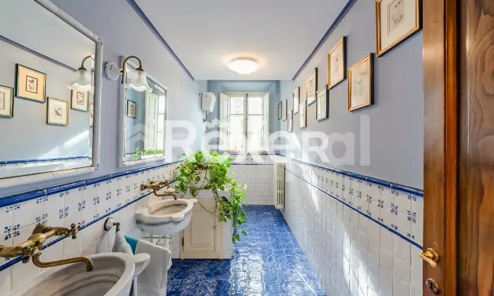 Rexer-Castelfranco-di-sotto-Splendida-villa-dal-fascino-storico-e-comfort-moderno-BAGNO