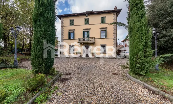 Rexer-Castelfranco-di-sotto-Splendida-villa-dal-fascino-storico-e-comfort-moderno-ESTERNO