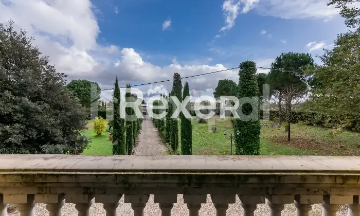 Rexer-Castelfranco-di-sotto-Splendida-villa-dal-fascino-storico-e-comfort-moderno-ESTERNO