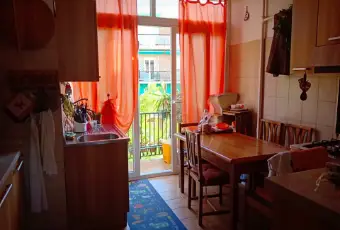 Rexer-Ancona-Vendesi-appartamento-vista-panoramica-eccellente-Cucina