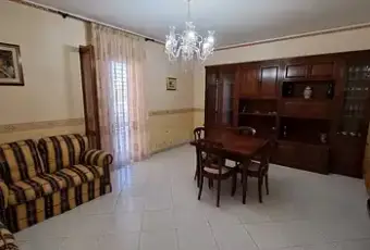Rexer-Santa-Venerina-Appartamento-con-ingresso-singologiardino-Altro