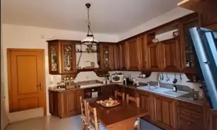Rexer-Santa-Venerina-Appartamento-con-ingresso-singologiardino-Altro
