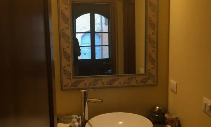 Rexer-Bucine-Casa-in-vendita-nel-romantico-borgo-di-Pietraviva-Bagno