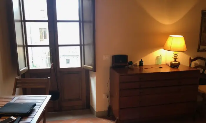 Rexer-Bucine-Casa-in-vendita-nel-romantico-borgo-di-Pietraviva-CameraDaLetto