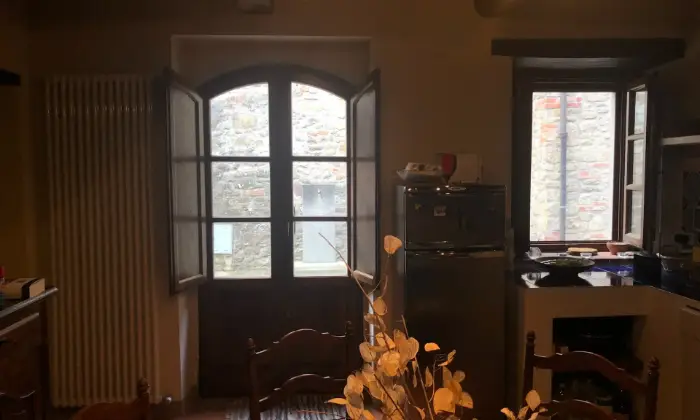 Rexer-Bucine-Casa-in-vendita-nel-romantico-borgo-di-Pietraviva-Altro