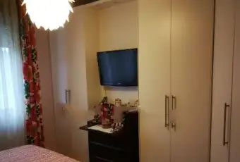 Rexer-Capolona-Trilocale-viale-Dante-Alighieri-Centro-Capolona-CameraDaLetto