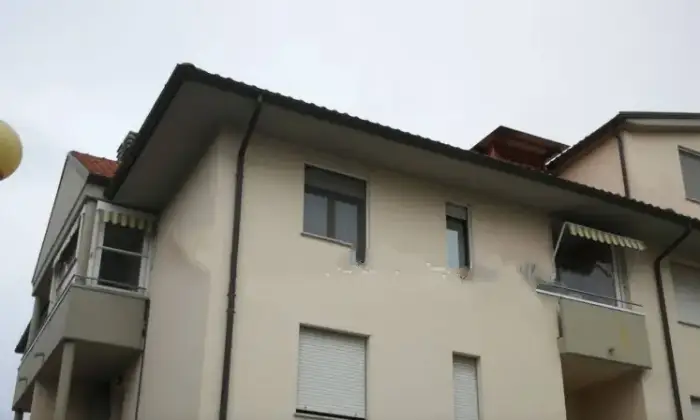 Rexer-Capolona-Trilocale-viale-Dante-Alighieri-Centro-Capolona-Terrazzo