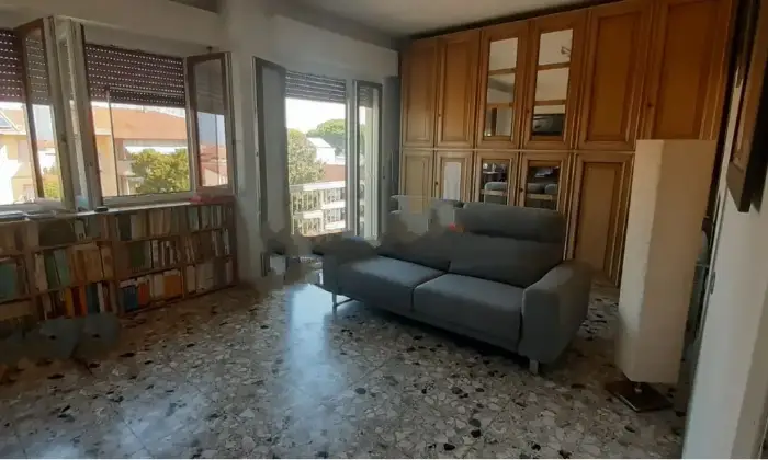 Rexer-Castagneto-Carducci-Vendesi-appartamento-in-via-Unit-dItalia-a-Castagneto-Carducci-Altro