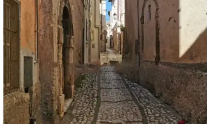 Rexer-Gavignano-Trilocale-in-vendita-in-via-Cesare-Battisti-Gavignano-Terrazzo