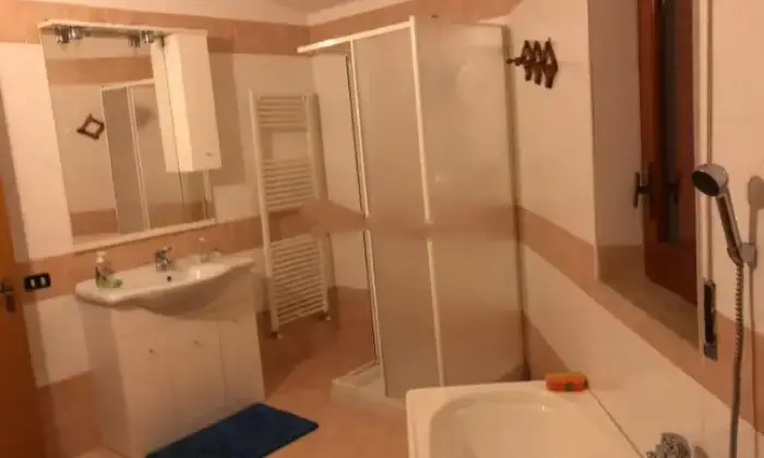 Rexer-Torre-Orsaia-Quadrilocale-in-vendita-in-largo-San-Leonzio-Bagno