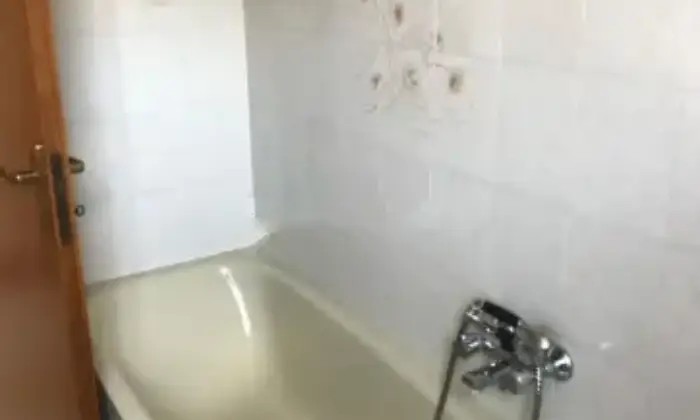 Rexer-Tagliacozzo-Trilocale-in-vendita-in-strada-Vicinale-Gallo-Bagno