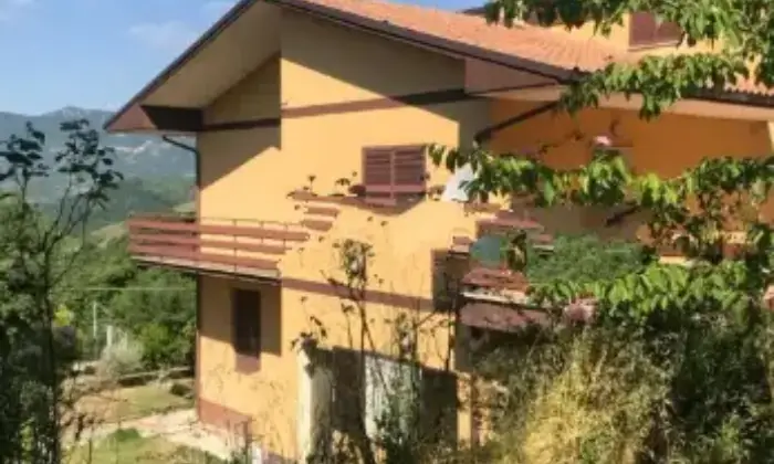 Rexer-Tagliacozzo-Appartamento-in-Strada-Comunale-per-Gallo-Tagliacozzo-Giardino