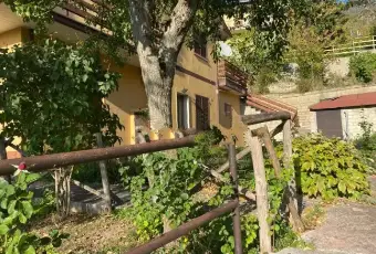 Rexer-Tagliacozzo-Appartamento-in-Strada-Comunale-per-Gallo-Tagliacozzo-Giardino