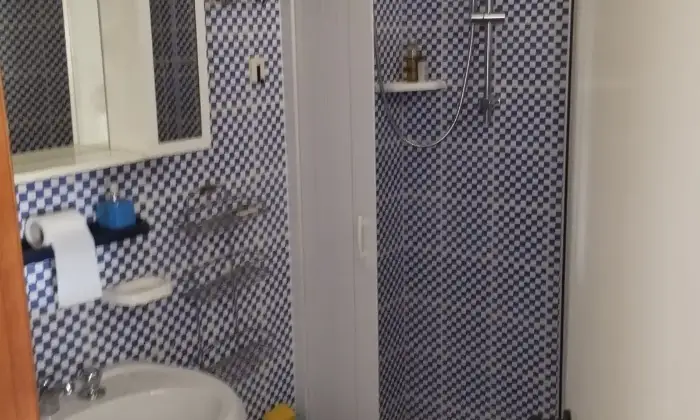 Rexer-Pisticci-Affittasi-Marconia-di-Pisticci-Bagno