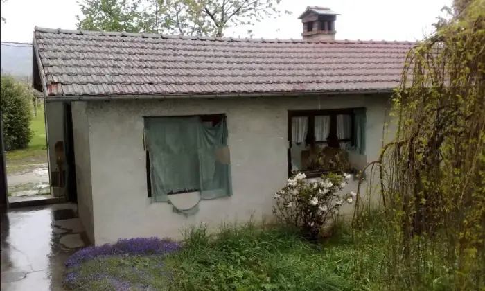 Rexer-Dronero-Cascina-via-Castelletto-Dronero-Giardino