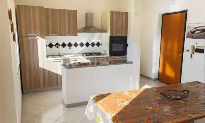 Rexer-Cariati-Trilocale-via-Cesare-Pavese-Cariati-Cucina