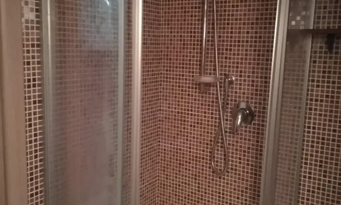 Rexer-Fermo-CasaIndipendente-in-Via-delle-Scalette-Fermo-Bagno