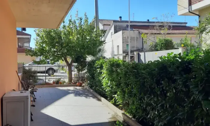 Rexer-Notaresco-Quadrilocale-in-vendita-in-a-Notaresco-TE-Terrazzo