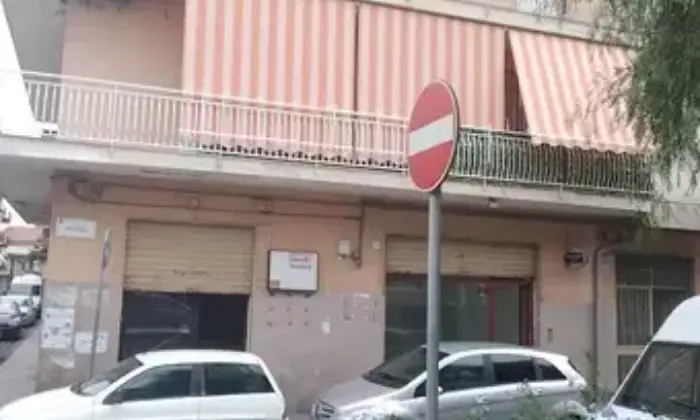 Rexer-Misterbianco-Vendesi-bottega-MISTERBIANCO-CT-Terrazzo