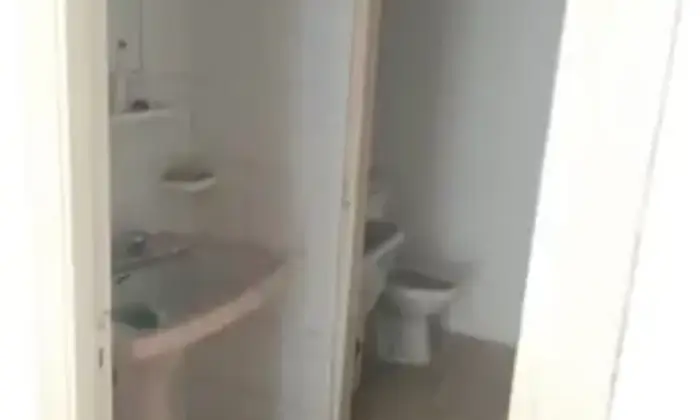 Rexer-Misterbianco-Vendesi-bottega-MISTERBIANCO-CT-Bagno