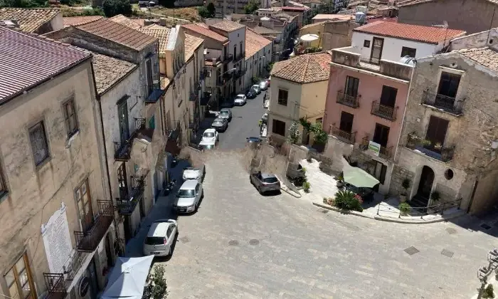 Rexer-Ciminna-Vendesi-attico-in-piazza-Umberto-I-a-Ciminna-Terrazzo