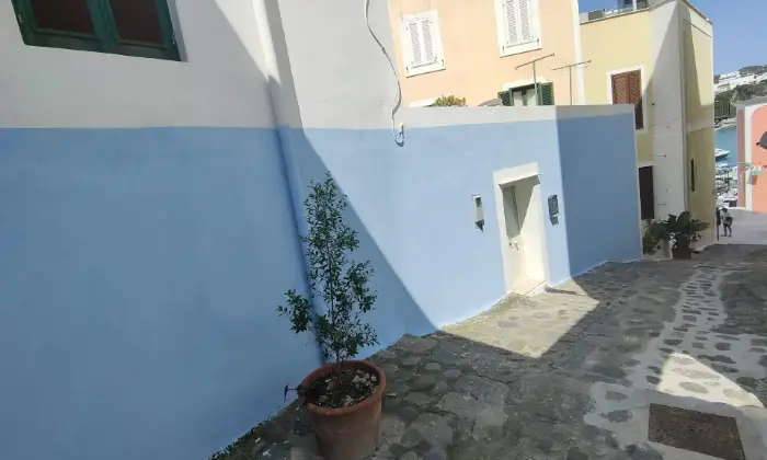 Rexer-Ponza-Immobile-commerciale-pieno-centro-storico-nella-splendida-Isola-di-Ponza-Altro