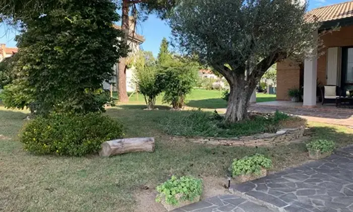 Rexer-Cavarzere-Villa-unifamiliare-Localit-Gallianta-Centro-Cavarzere-Giardino