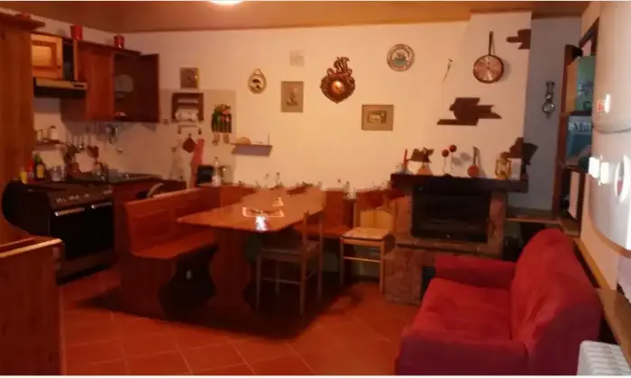 Rexer-Cismon-del-Grappa-Vendesi-appartamento-in-via-Cima-Scala-Cismon-del-Grappa-Vicenza-Salone