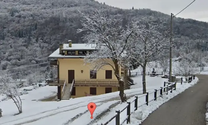 Rexer-Cismon-del-Grappa-Vendesi-appartamento-in-via-Cima-Scala-Cismon-del-Grappa-Vicenza-Terrazzo
