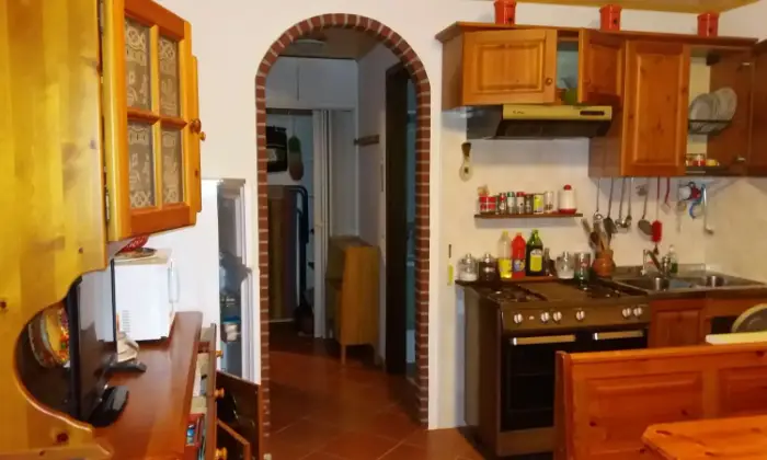 Rexer-Cismon-del-Grappa-Vendesi-appartamento-in-via-Cima-Scala-Cismon-del-Grappa-Vicenza-Cucina