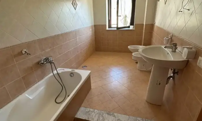 Rexer-Castel-Campagnano-Vendo-appartamento-Bagno