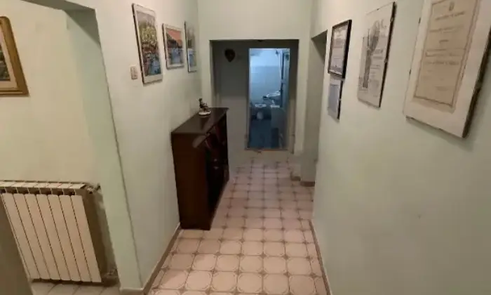 Rexer-San-Casciano-dei-Bagni-Quadrilocale-in-vendita-in-piazza-Risorgimento-Altro