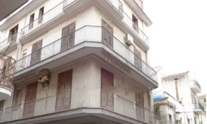 Rexer-Niscemi-Intero-stabile-in-vendita-nel-centro-storico-di-Niscemi-CL-Terrazzo