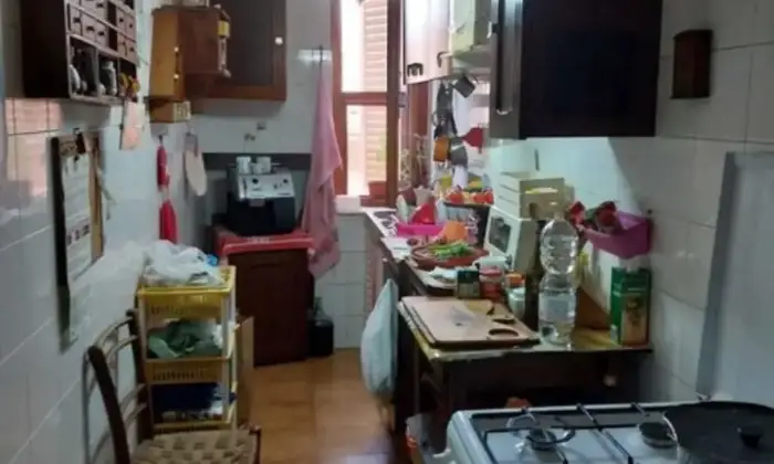 Rexer-Asciano-Appartameto-centro-storico-Cucina