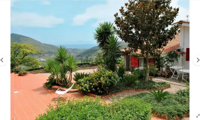Rexer-Itri-Villa-panoramica-piscina-privata-giardino-zona-barbecue-forno-pizze-uliveto-Terrazzo