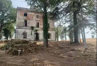 Rexer-Montecastello-Vendesi-villa-in-Frazione-San-Zeno-a-MONTECASTELLO-AL-Giardino