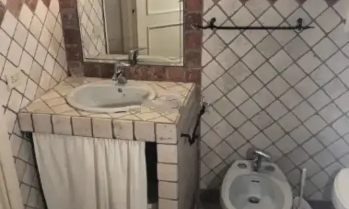 Rexer-Arzachena-Trilocale-in-vendita-in-via-Casi-Bianchi-ad-Arzachena-Bagno